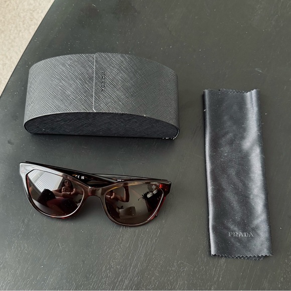 Prada Tortoise Shell Sunglasses - Picture 4 of 6